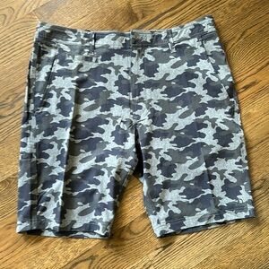 7 Diamonds Cloudbreak Performance Shorts - Sz 32